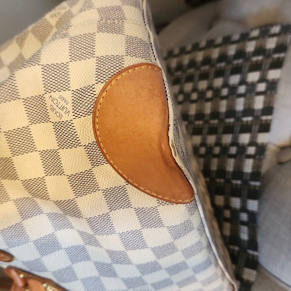 LV Hampstead PM in Damier Azur - Picture 11 of 17